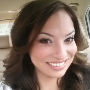 Meet your Posher, Cristina